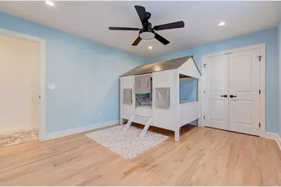 125 Ridgewood Drive, Milford, CT 06460 - Photo 18