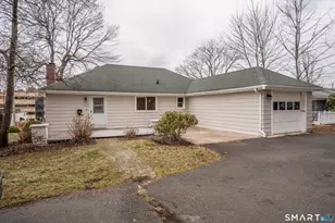 422 S Main St, West Hartford, CT 06110 - Photo 30