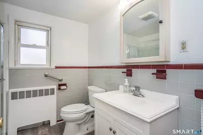 422 South Main Street, West Hartford, CT 06110 - Photo 24