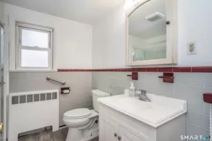 422 S Main St, West Hartford, CT 06110 - Photo 24