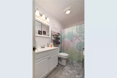 105 East Broadway #D, Milford, CT 06460 - Photo 12