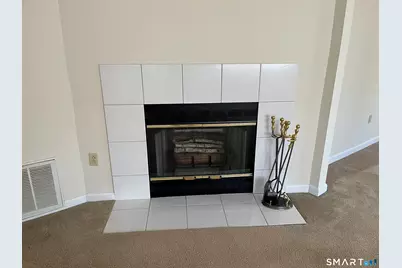 202 Windgate Circle #E, Monroe, CT 06468 - Photo 8