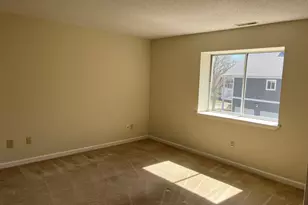 202 Windgate Cir, Monroe, CT 06468 - Photo 10