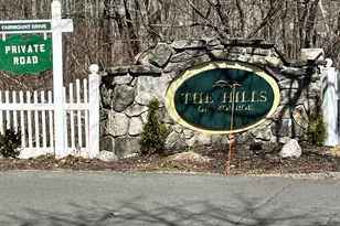 202 Windgate Cir, Monroe, CT 06468 - Photo 2