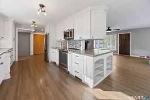 25 Morningside Dr, Ansonia, CT 06401 - Photo 2