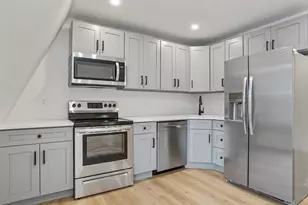 678 Atlantic St, Stamford, CT 06902 - Photo 6