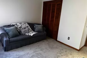 24 Millbrook Ct, Newington, CT 06111 - Photo 8