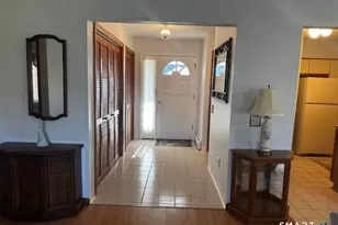 24 Millbrook Ct, Newington, CT 06111 - Photo 10