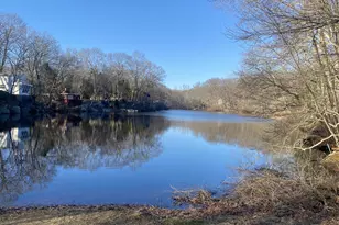 15 Baxter Rd, Clinton, CT 06413 - Photo 2