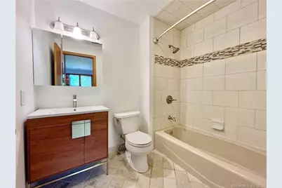 314 Erskine Road, Stamford, CT 06903 - Photo 20