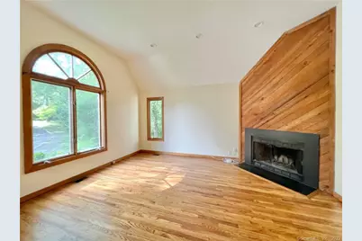 314 Erskine Road, Stamford, CT 06903 - Photo 18