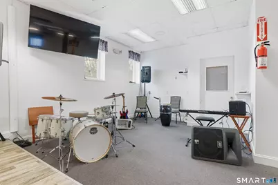 55 Curtis Street, New Britain, CT 06052 - Photo 30