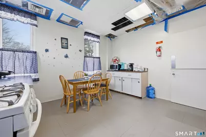 55 Curtis Street, New Britain, CT 06052 - Photo 12