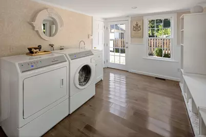 160 Cedar Road, Fairfield, CT 06890 - Photo 18