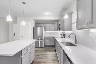 64 East Mitchell Avenue #20, Cheshire, CT 06410 - Photo 4