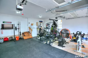 3725 Redding Rd, Fairfield, CT 06824 - Photo 18