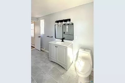 47 Crestwood Drive, Manchester, CT 06040 - Photo 12