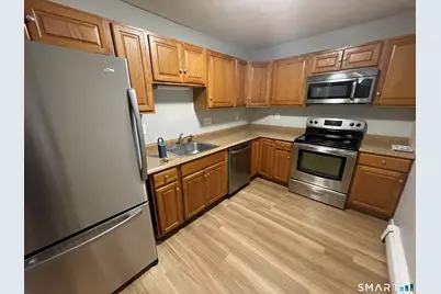 252 Harlem Avenue #C4, Bridgeport, CT 06606 - Photo 6