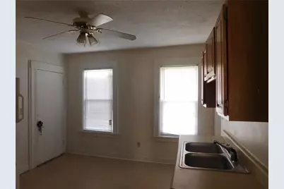 56-58 Edwin Street #2, Bridgeport, CT 06607 - Photo 4