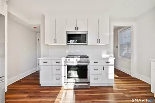 60 Walter Ave, Norwalk, CT 06851 - Photo 8