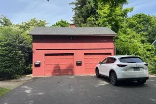 566 W Main St, Cheshire, CT 06410 - Photo 20