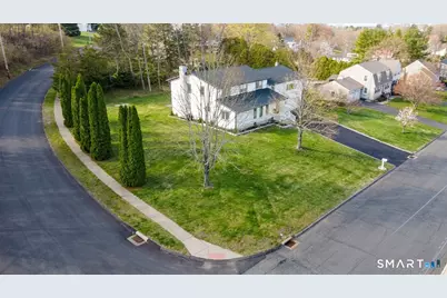 39 Farm Hill Road, Wallingford, CT 06492 - Photo 2