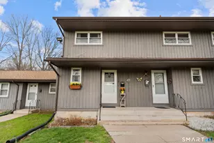 134 Williamstown Ct, Newington, CT 06111 - Photo 2