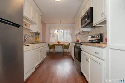 261 Heritage Village #E, Southbury, CT 06488 - Photo 12