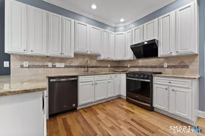 130 Brentwood Avenue, Fairfield, CT 06825 - Photo 6