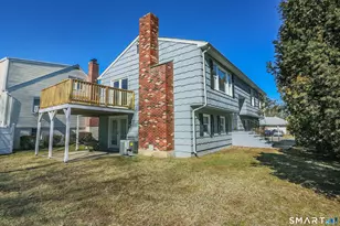 33 Trelane Dr, Bridgeport, CT 06606 - Photo 20