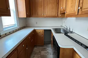 861 Farmington Ave, Berlin, CT 06037 - Photo 4