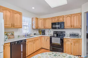 120 Sullivan Farm, New Milford, CT 06776 - Photo 4