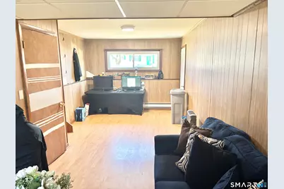 40 Rentschler Street, East Hartford, CT 06118 - Photo 12