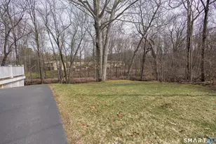 150 Poplar Dr, Cheshire, CT 06479 - Photo 6