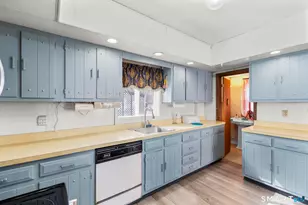 155 Leete St, West Haven, CT 06516 - Photo 4