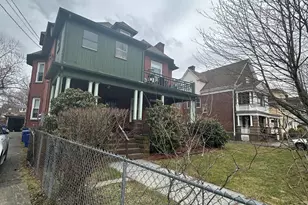 402-404 Sigourney St, Hartford, CT 06112 - Photo 14