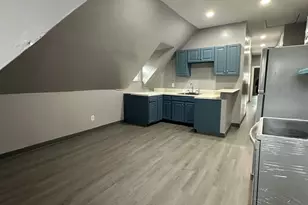 402-404 Sigourney St, Hartford, CT 06112 - Photo 12