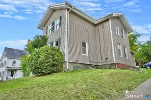 25 Pleasant St, Ansonia, CT 06401 - Photo 2