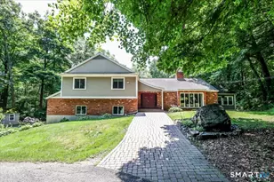 80 Pine Hollow Dr, Middlebury, CT 06762 - Photo 4
