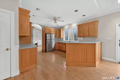 724 Strong Road, South Windsor, CT 06074 - Photo 18