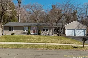 23 Kennedy Dr, Enfield, CT 06082 - Photo 2