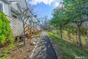 418 Woodward Ave, New Haven, CT 06512 - Photo 2