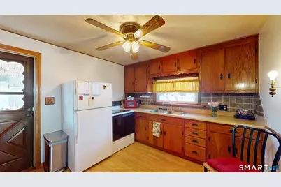 137 Brook Street, Bristol, CT 06010 - Photo 16