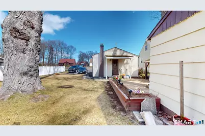 137 Brook Street, Bristol, CT 06010 - Photo 6