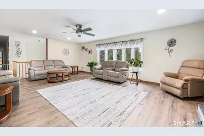 136 Broad Brook Road, Enfield, CT 06082 - Photo 8