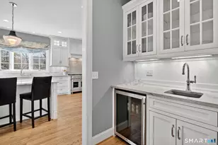 10 Old Meadow Way, Simsbury, CT 06089 - Photo 16