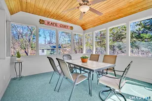 10 Old Meadow Way, Simsbury, CT 06089 - Photo 32