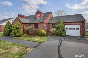 46 Meriden Ave, Meriden, CT 06451 - Photo 2