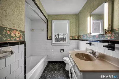 46 Meriden Avenue, Meriden, CT 06451 - Photo 16