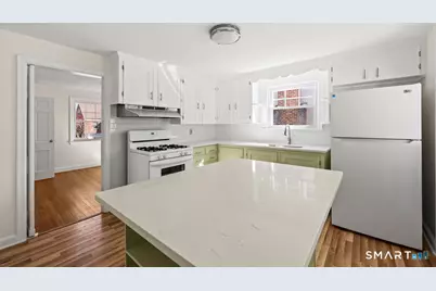 69 Edgemere Avenue, West Hartford, CT 06110 - Photo 2